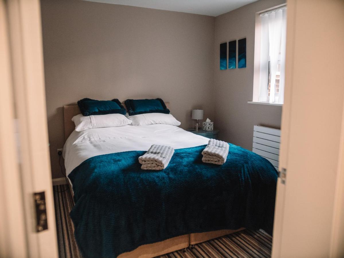 Seafarer'S View - 6 Bedroom Townhouse In Cowes, Parking & Seaviews. Cowes  Luaran gambar