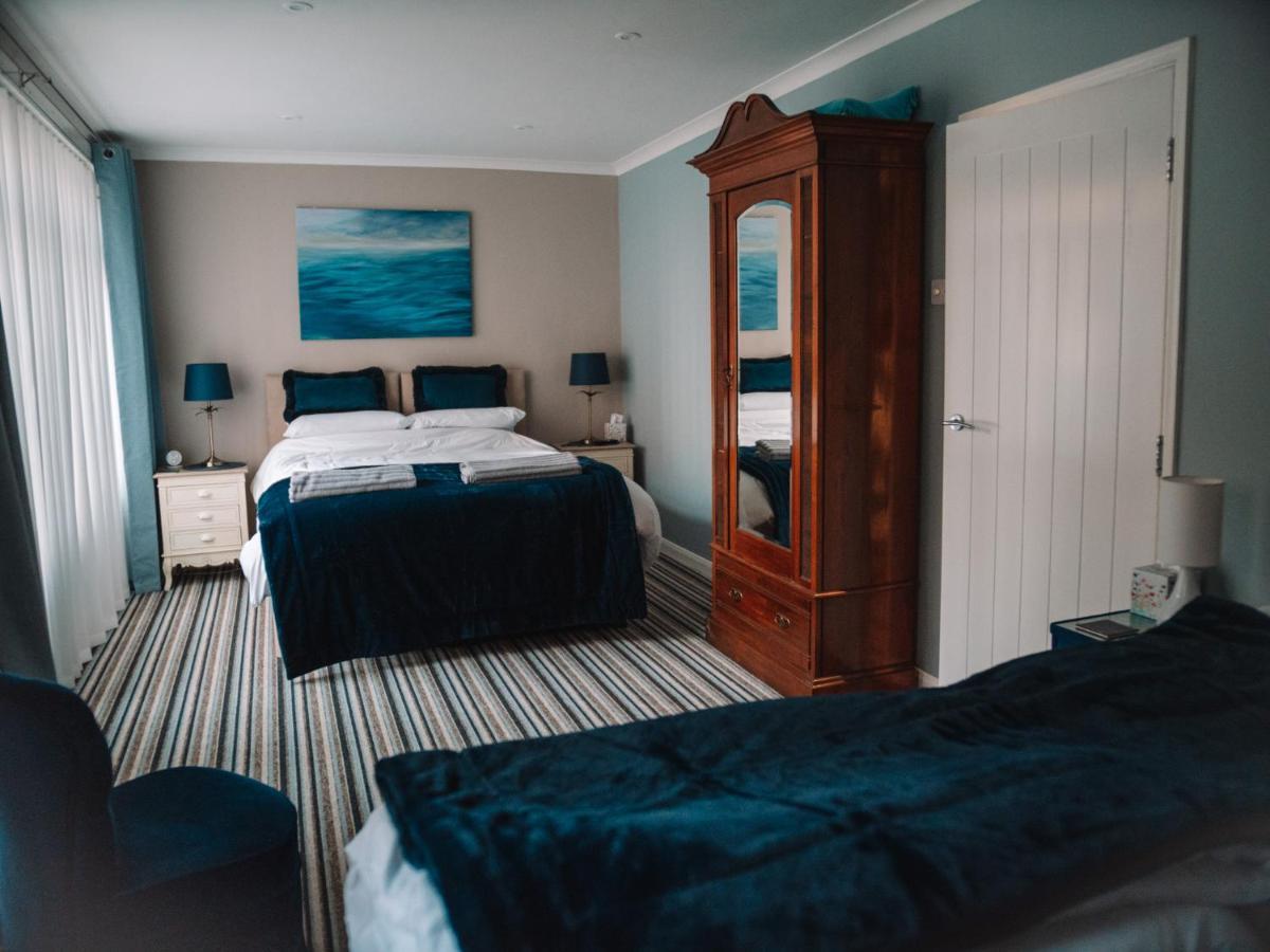 Seafarer'S View - 6 Bedroom Townhouse In Cowes, Parking & Seaviews. Cowes  Luaran gambar