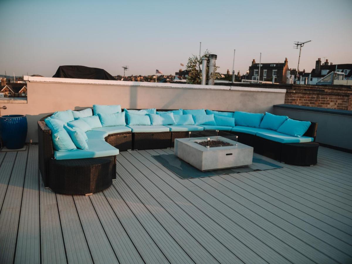 Seafarer'S View - 6 Bedroom Townhouse In Cowes, Parking & Seaviews. Cowes  Luaran gambar