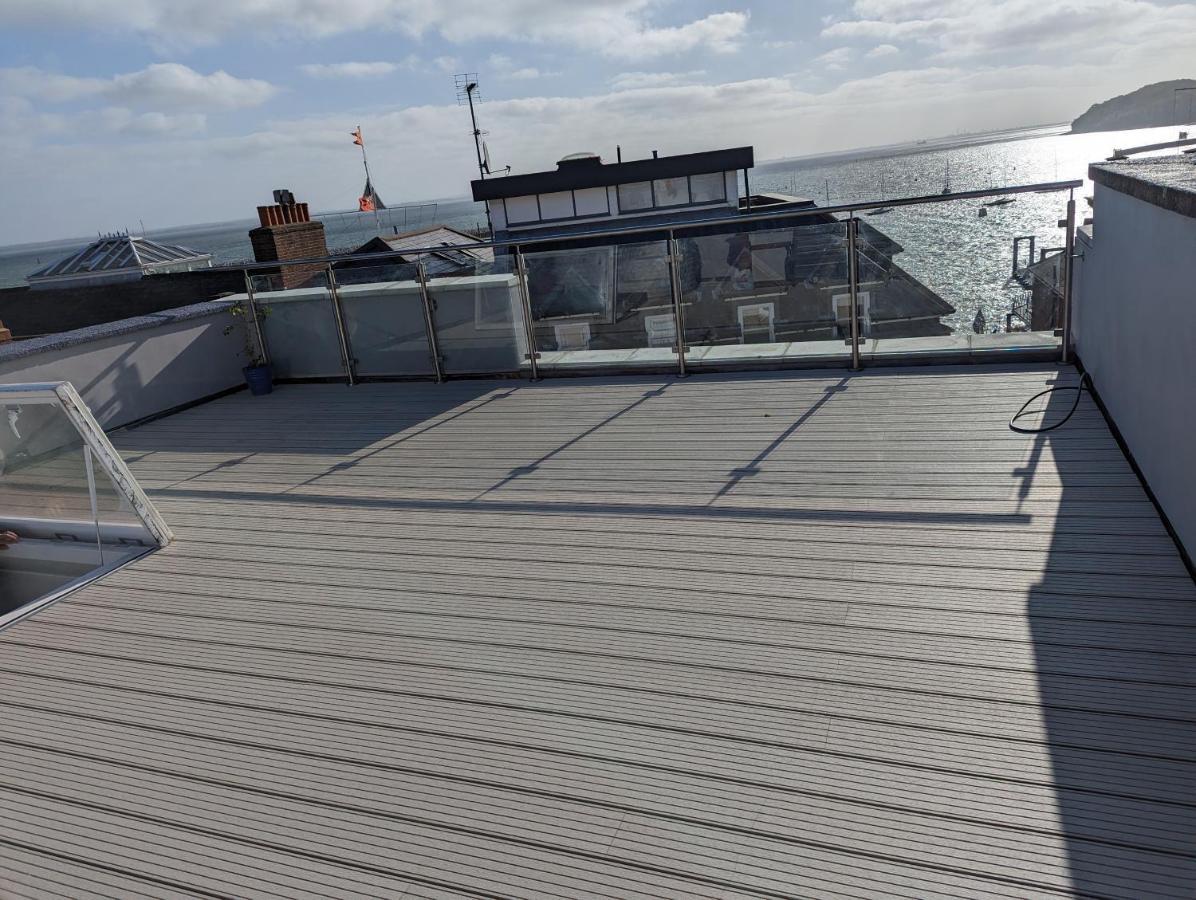 Seafarer'S View - 6 Bedroom Townhouse In Cowes, Parking & Seaviews. Cowes  Luaran gambar